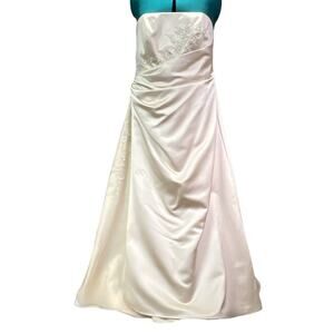David's Bridal Champagne Beige Wedding Gown Size 18 Altered